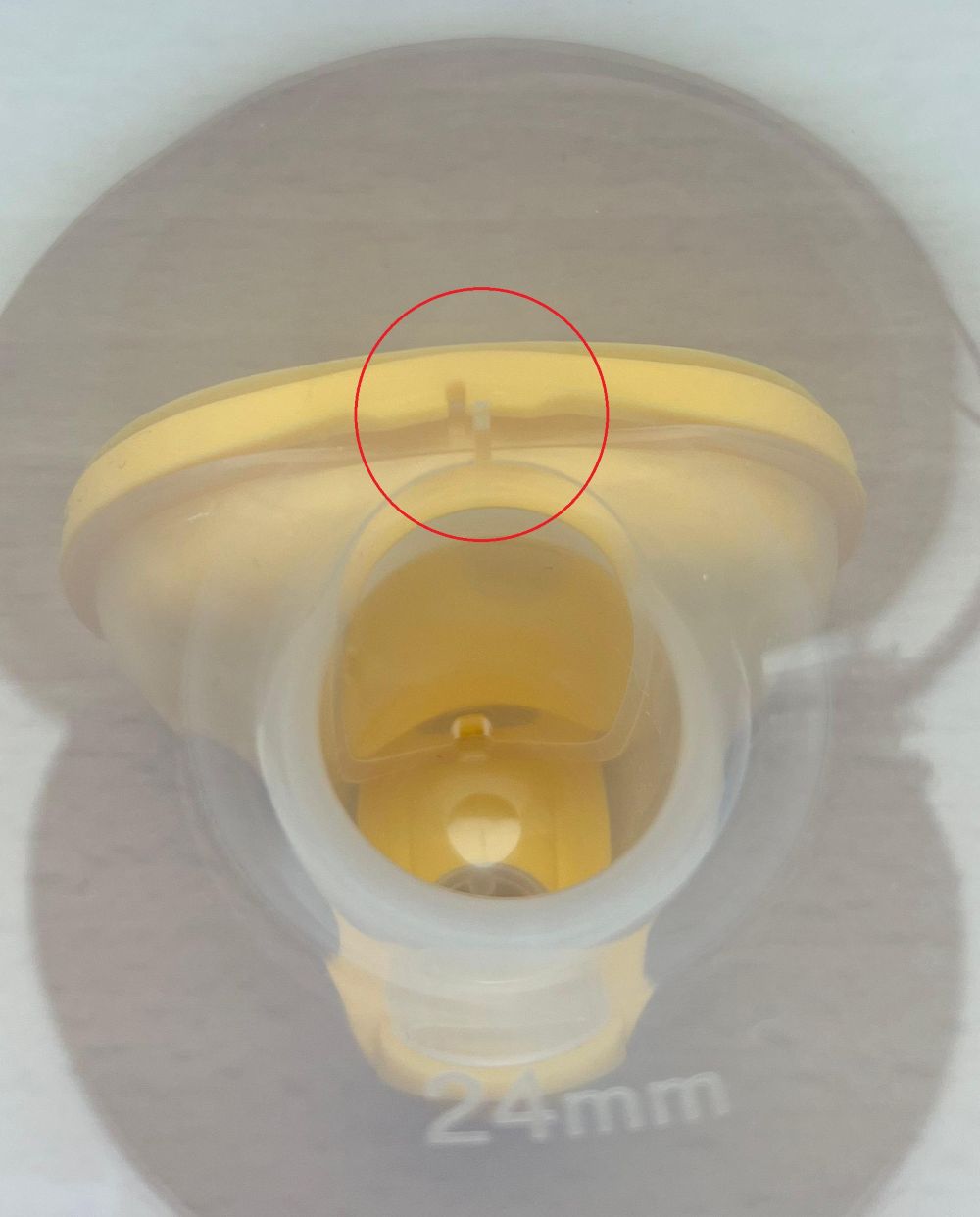 medela-motion-nespravne-nasazena-membrana-1